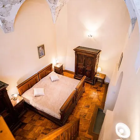 Cosmopolitan Ii. Banska Stiavnica