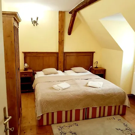 Cosmopolitan Ii. Pensjonat Banská Štiavnica