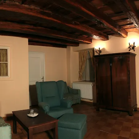 Cosmopolitan Ii. 3* Banská Štiavnica