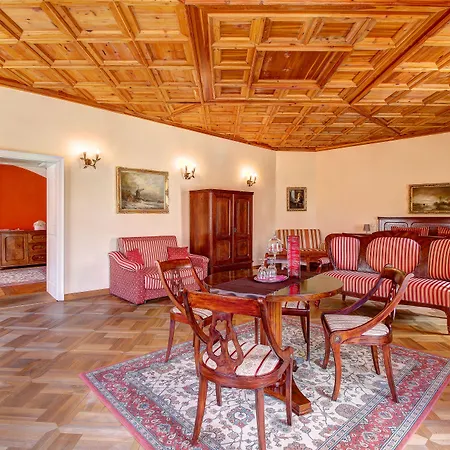 Casa de hóspedes Cosmopolitan Ii.